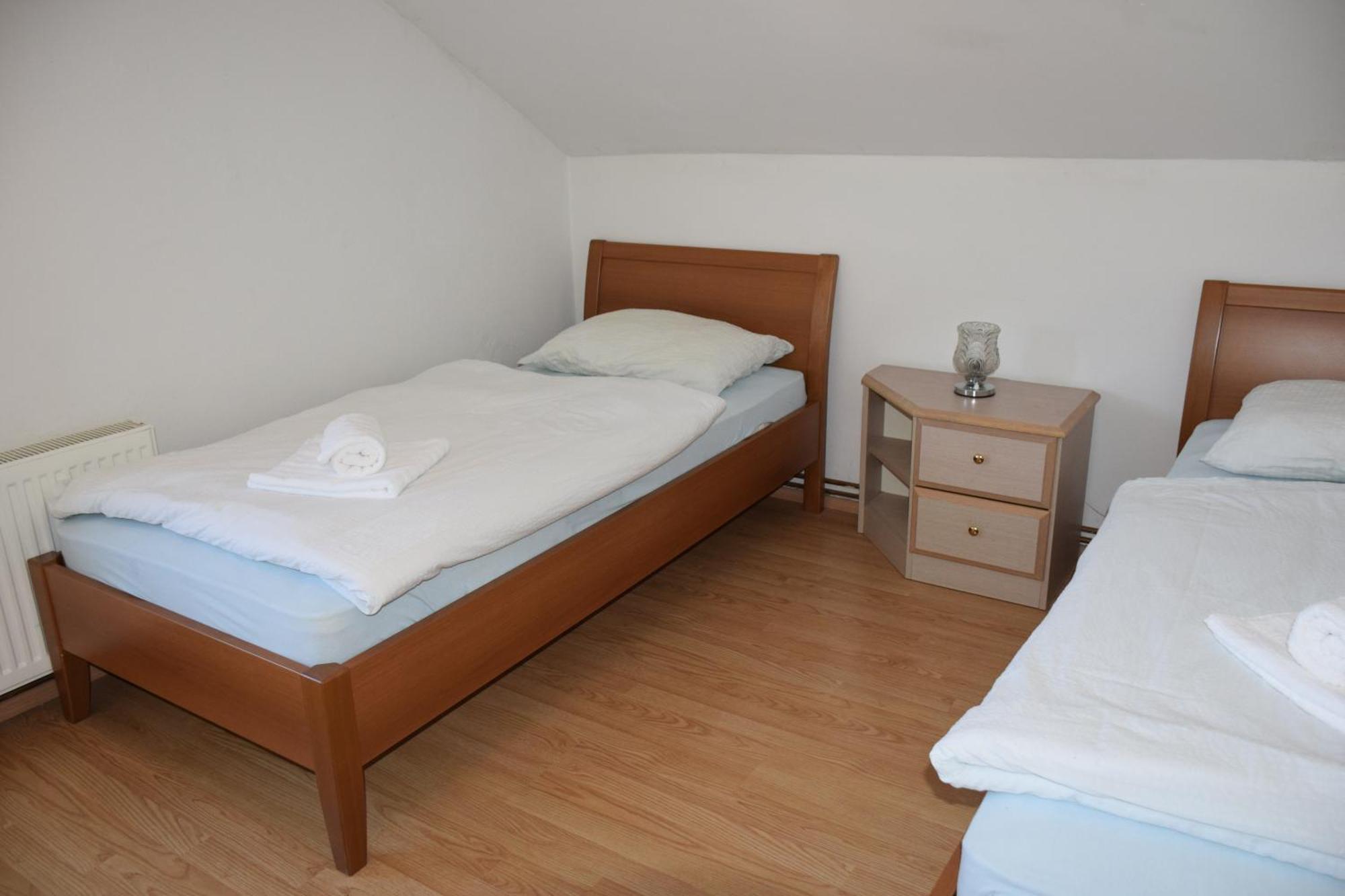 Apartma Narava Begunje pri Cerknici Oda fotoğraf