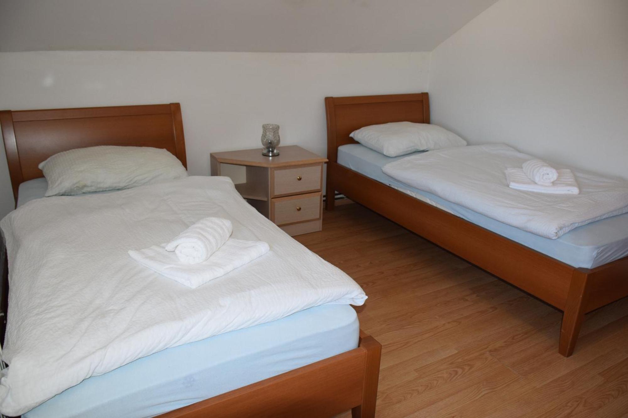 Apartma Narava Begunje pri Cerknici Oda fotoğraf